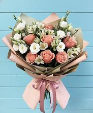 Букет цветов из:  Розы, Альстромерии и Лизиантусы в Волоконовке