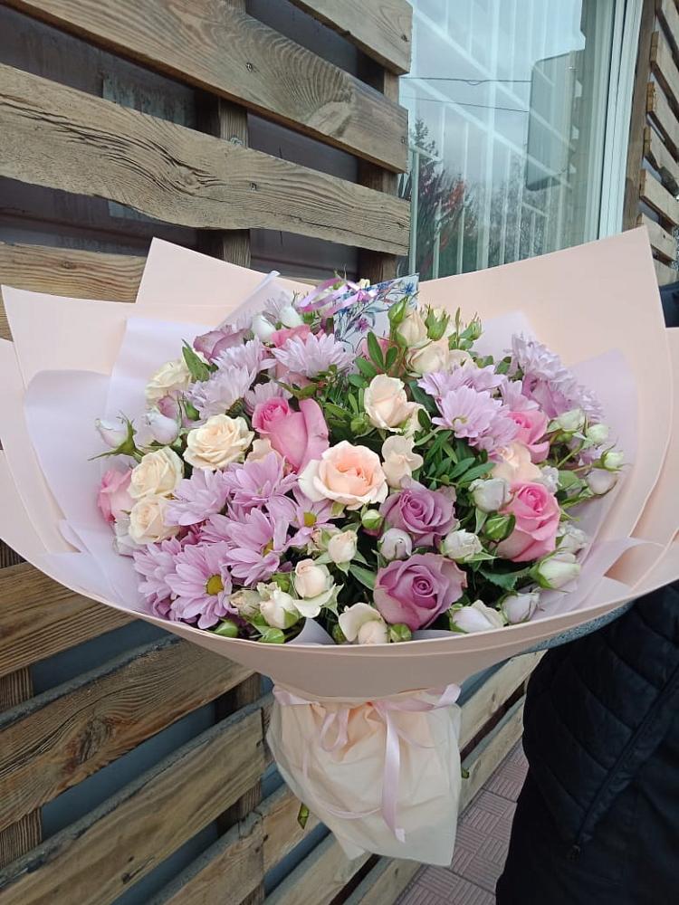 Букет цветов из: Розы и Хризантемы в Волоконовке