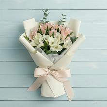 Букет цветов из:  Альстромерии в Волоконовке