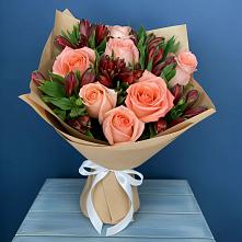 Букет цветов из:  Розы и Альстромерии #REPLACE_PRED# Волоконовке