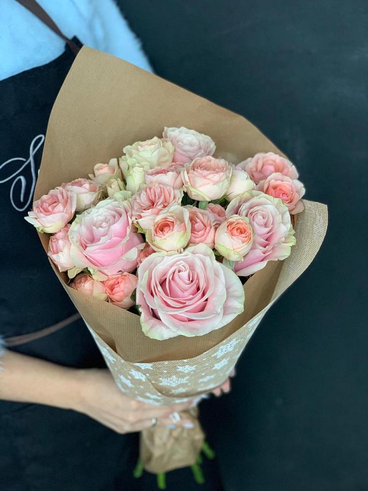 Букет цветов из: Хризантемы и Розы в Волоконовке