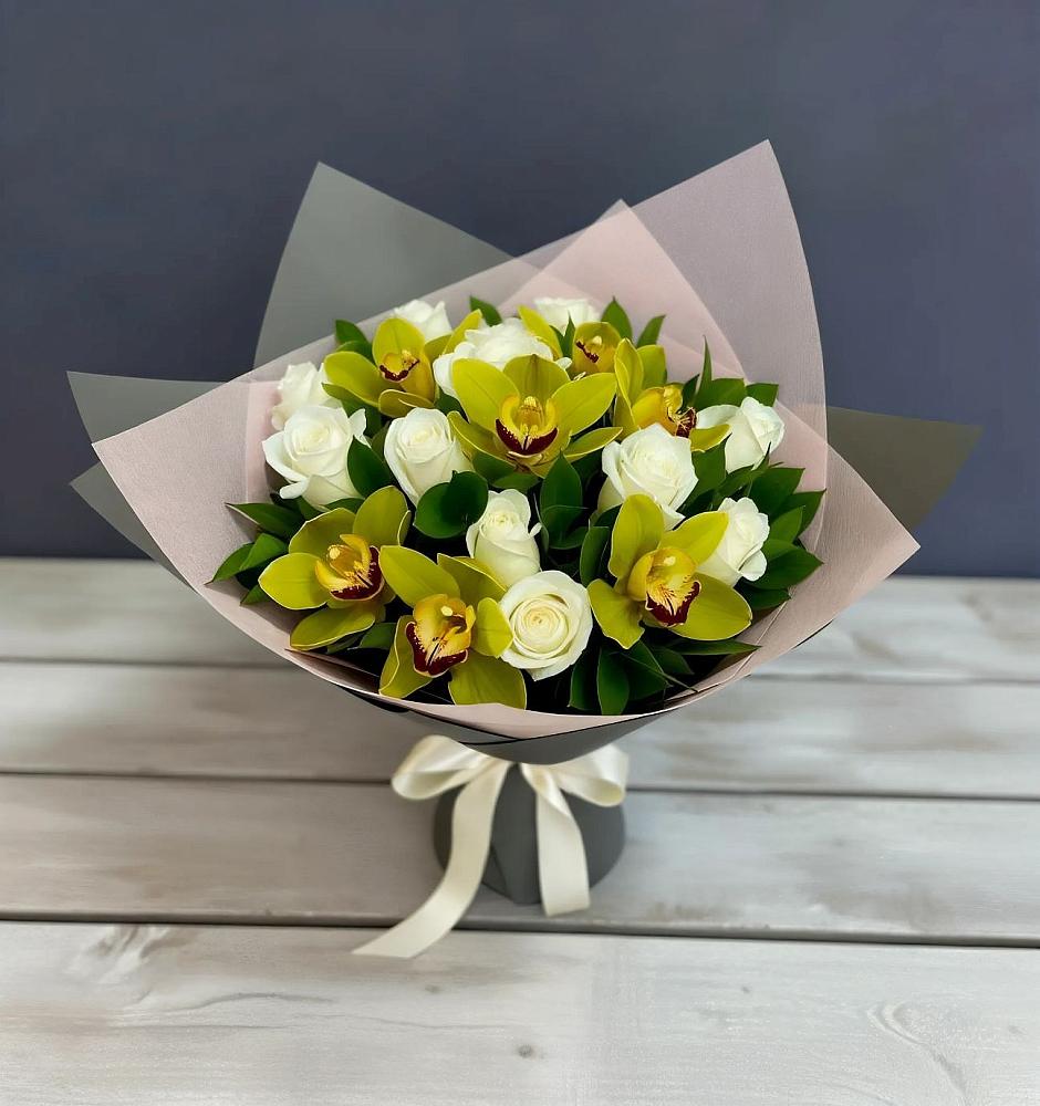 Букет цветов из: Орхидеи и Розы в Волоконовке