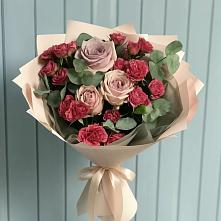 Букет цветов из:  Гвоздики и Розы в Волоконовке